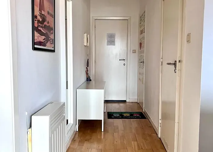 Seaside Cosy Retreat For Two 公寓 *